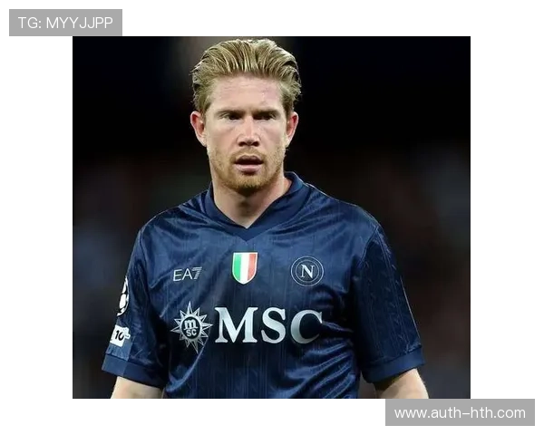 霍伊伦加练射门专注，那不勒斯锋线竞争激励成长